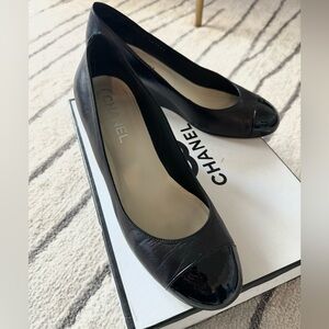 AUTHENTIC CHANEL pumps-